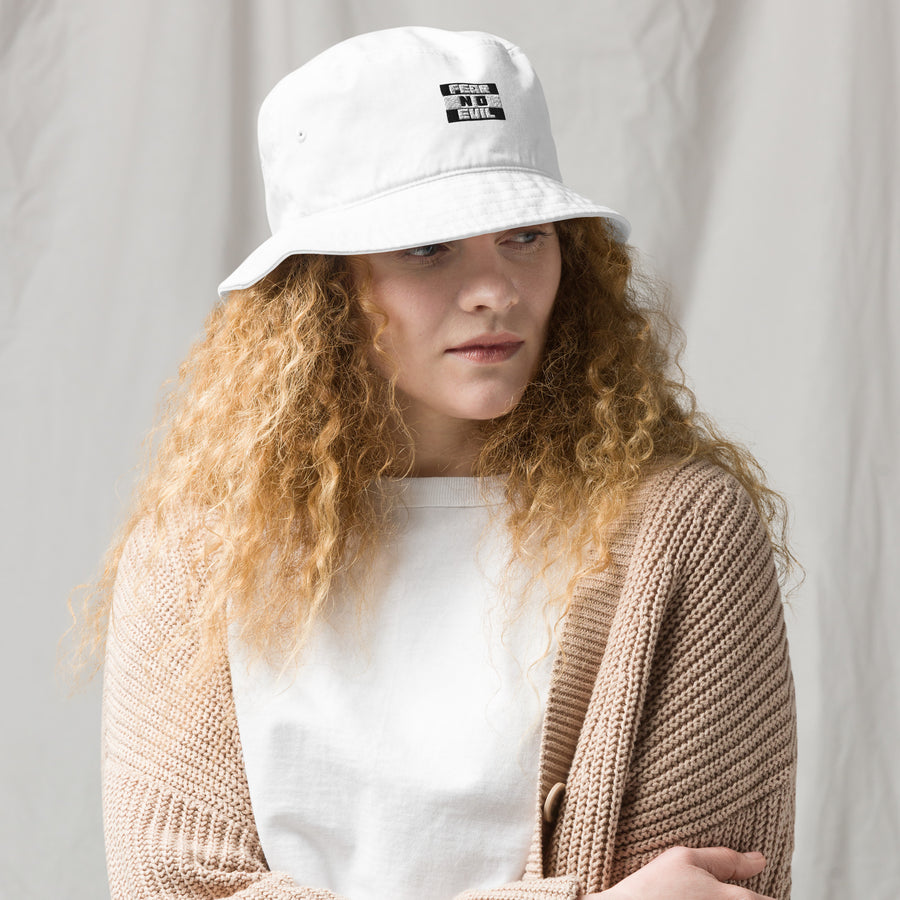 Organic bucket hat - Fear No Evil